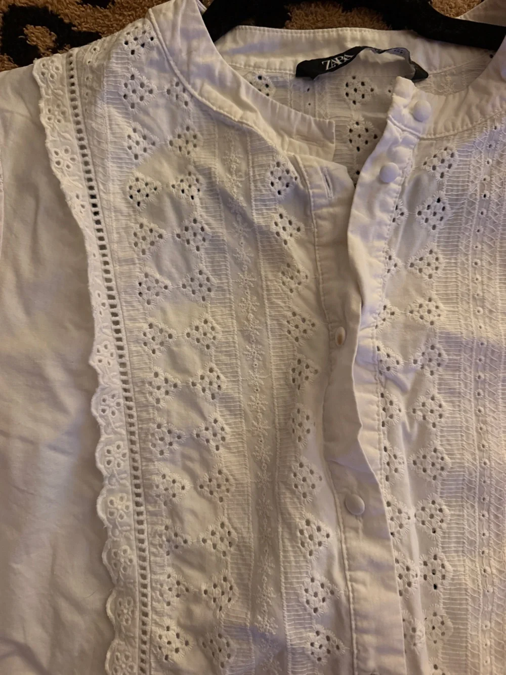 Zara White Eyelet Button-Front Blouse